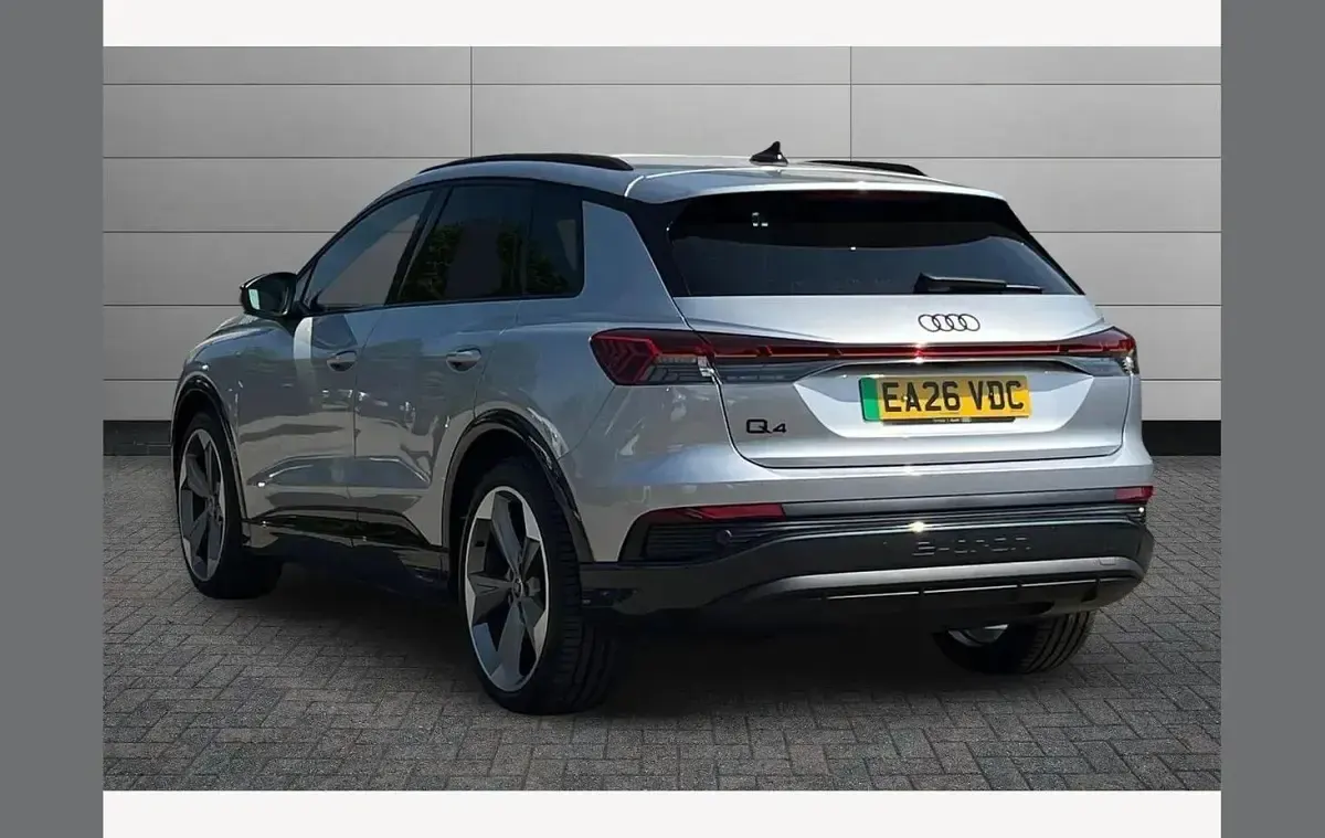 Used Audi Q4 e-tron Black Edition 210 kW (286 HP) 2026 Silver SUV