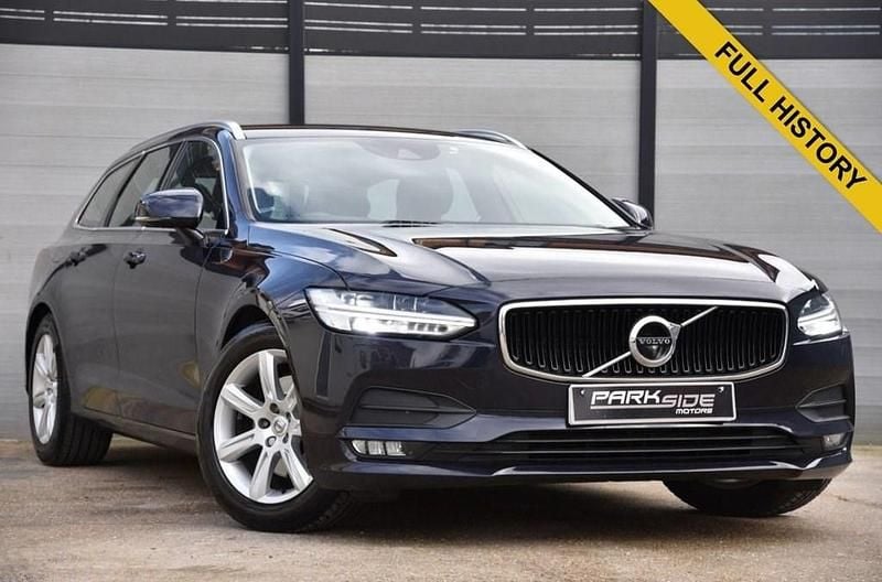 Used Volvo V90 Momentum 190 HP (139 kW) 2017 Blue Estate
