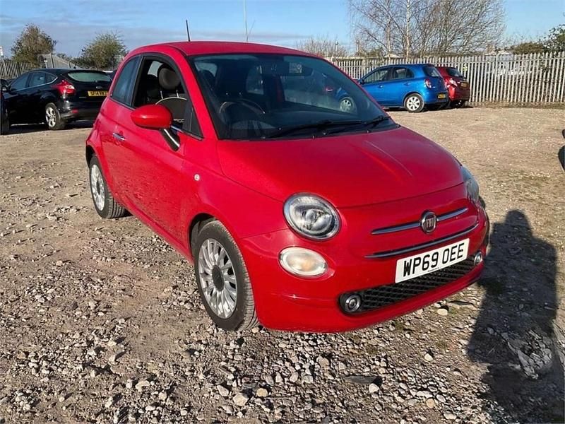 Used Fiat 500 Lounge 69 HP (50 kW) 2019 Red Hatchback