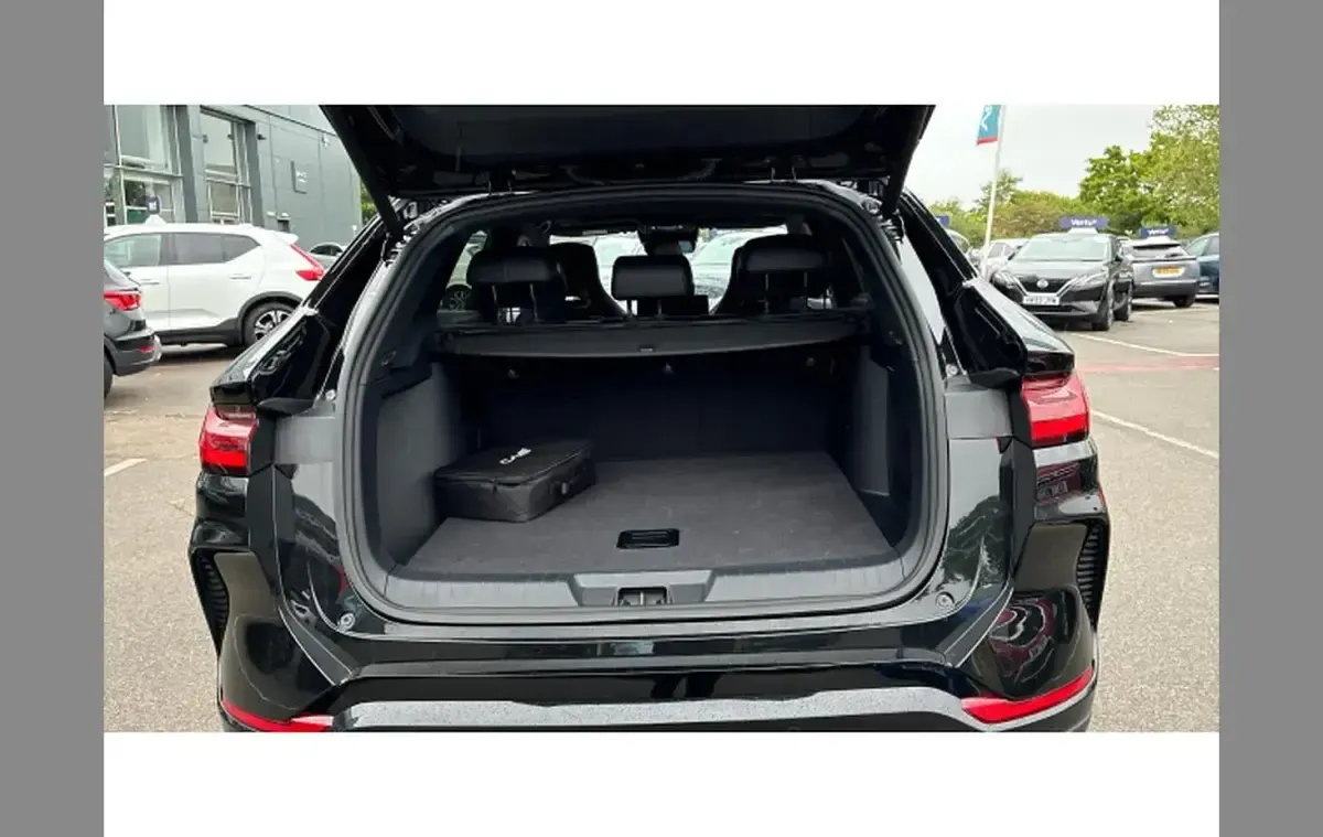 Used BYD Seal U Boost 218 HP (160 kW) 2025 Black SUV