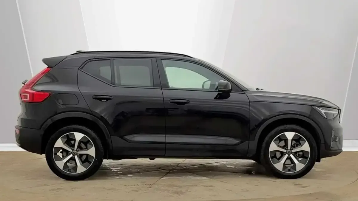 Used Volvo XC40 Plus 194 HP (142 kW) 2026 SUV