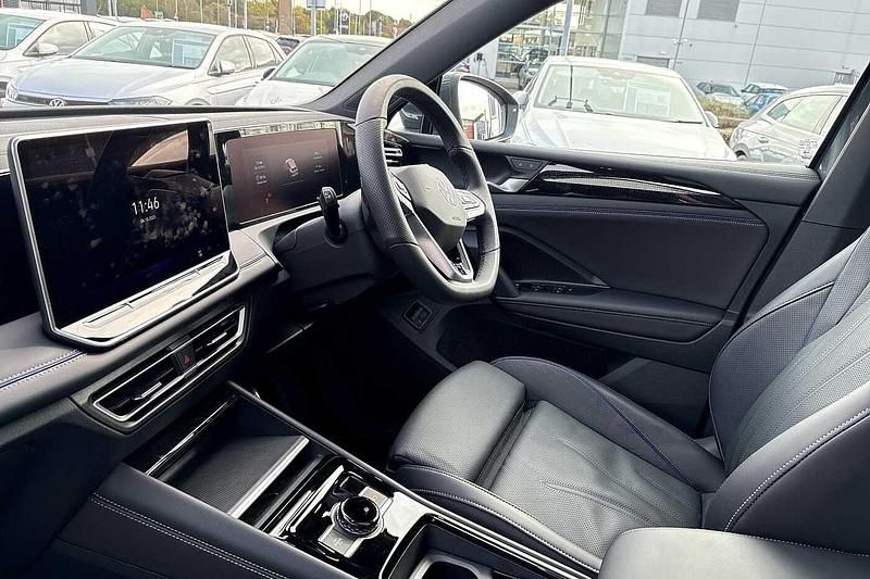 Used VW Tiguan R-line 204 HP (150 kW) 2025 Dolphin grey SUV