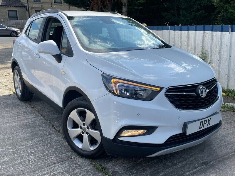 White Used 2016 Vauxhall Mokka X Design Edition SUV | £2,390 (Super price) - Image 1/4