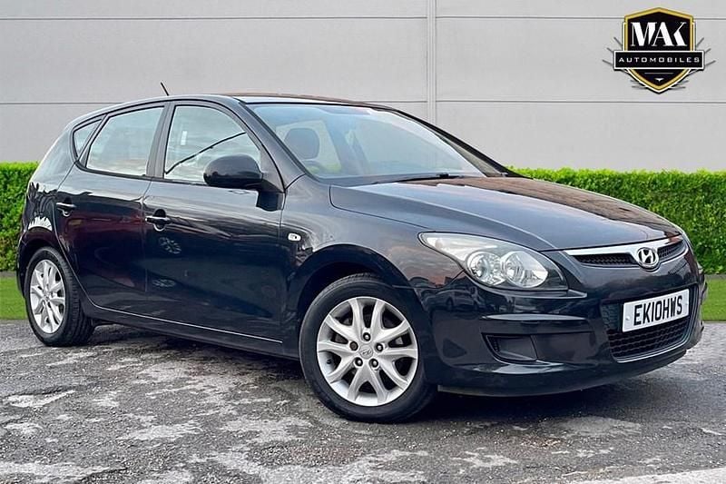 Black Used 2010 Hyundai i30 Comfort Hatchback | £1,590 (Good price) - Image 1/1