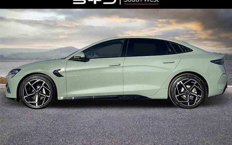 New BYD Seal Design 230 kW (313 HP) 2026 Sedan