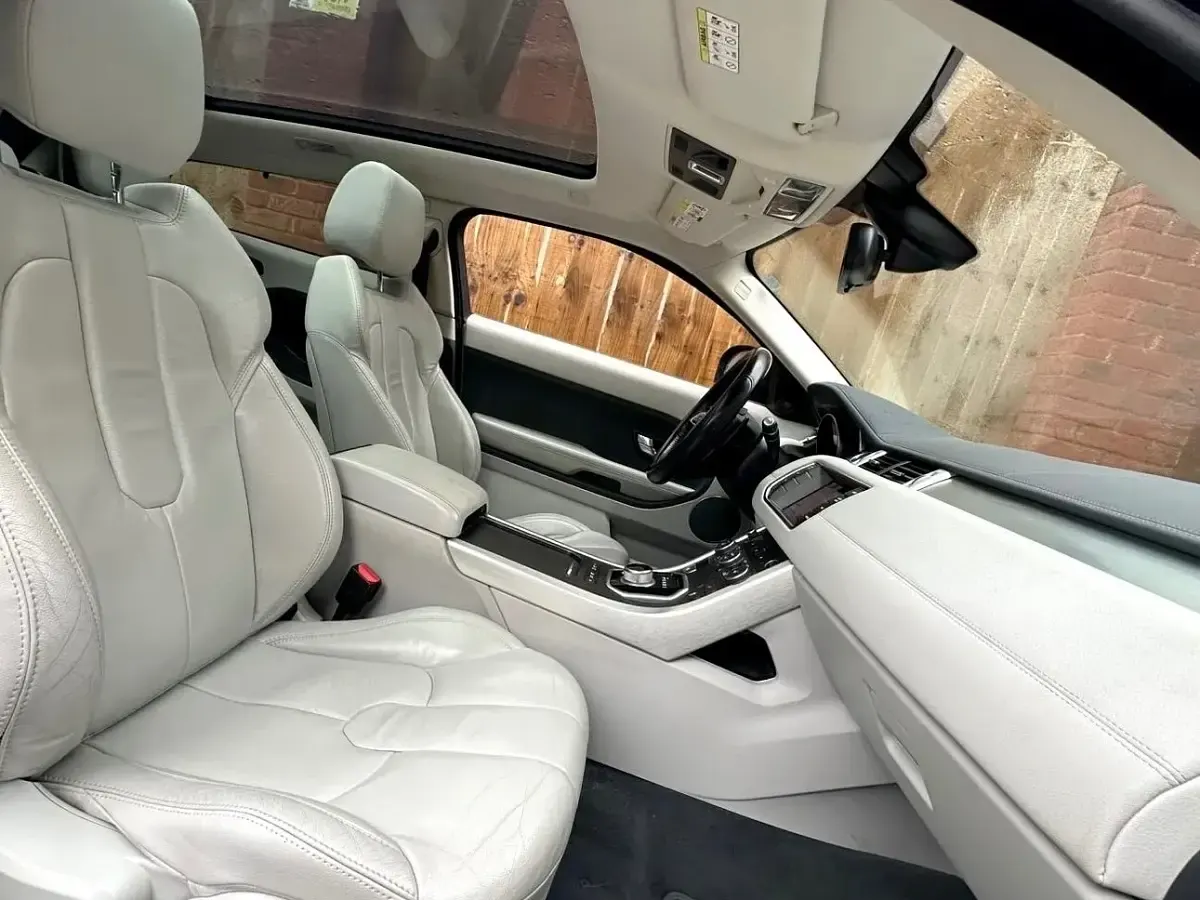 Begagnad Land Rover Range Rover evoque 2012 Blå SUV