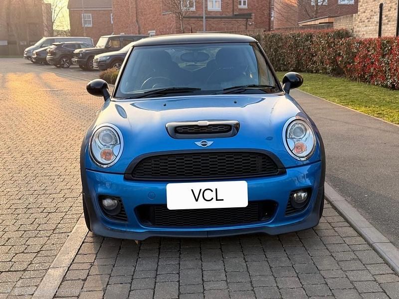 Begagnad Mini Cooper S Hatch 184 HK (135 kW) 2010 Blå Halvkombi