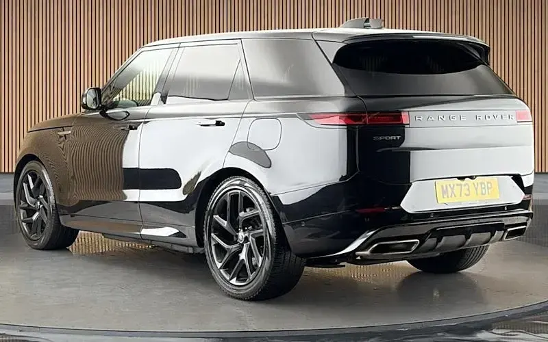 Used Land Rover Range Rover Sport SE Dynamic 460 HP (338 kW) 2024 Santorini black SUV