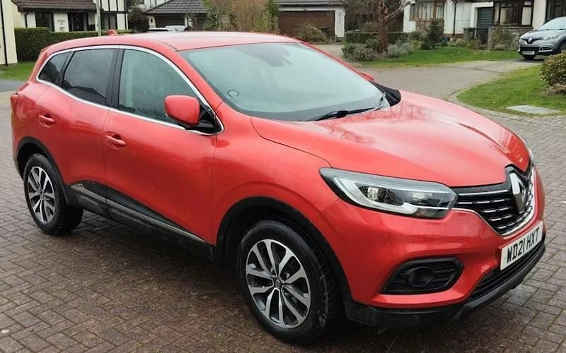 Used Renault Kadjar Iconic 140 HP (102 kW) 2021 Red SUV