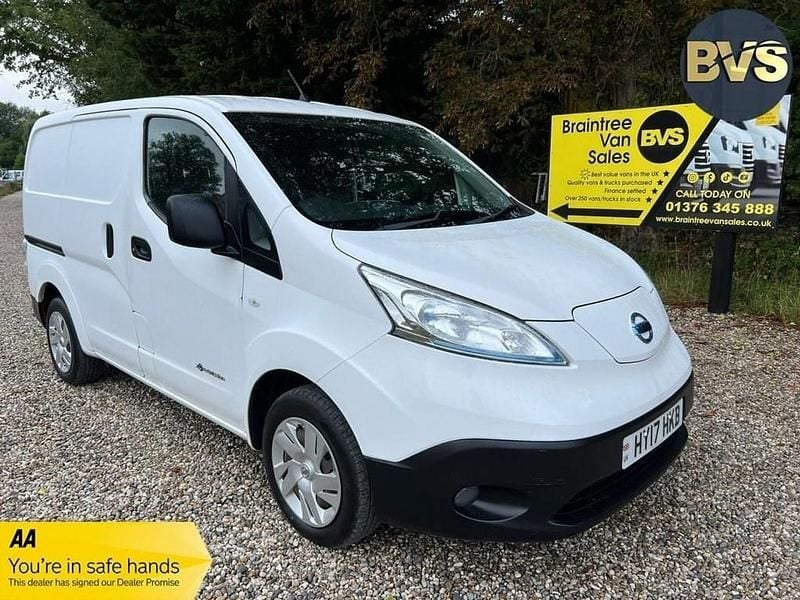 White Used 2017 Nissan e-NV200 Acenta Van | £4,750 (Super price) - Image 1/4