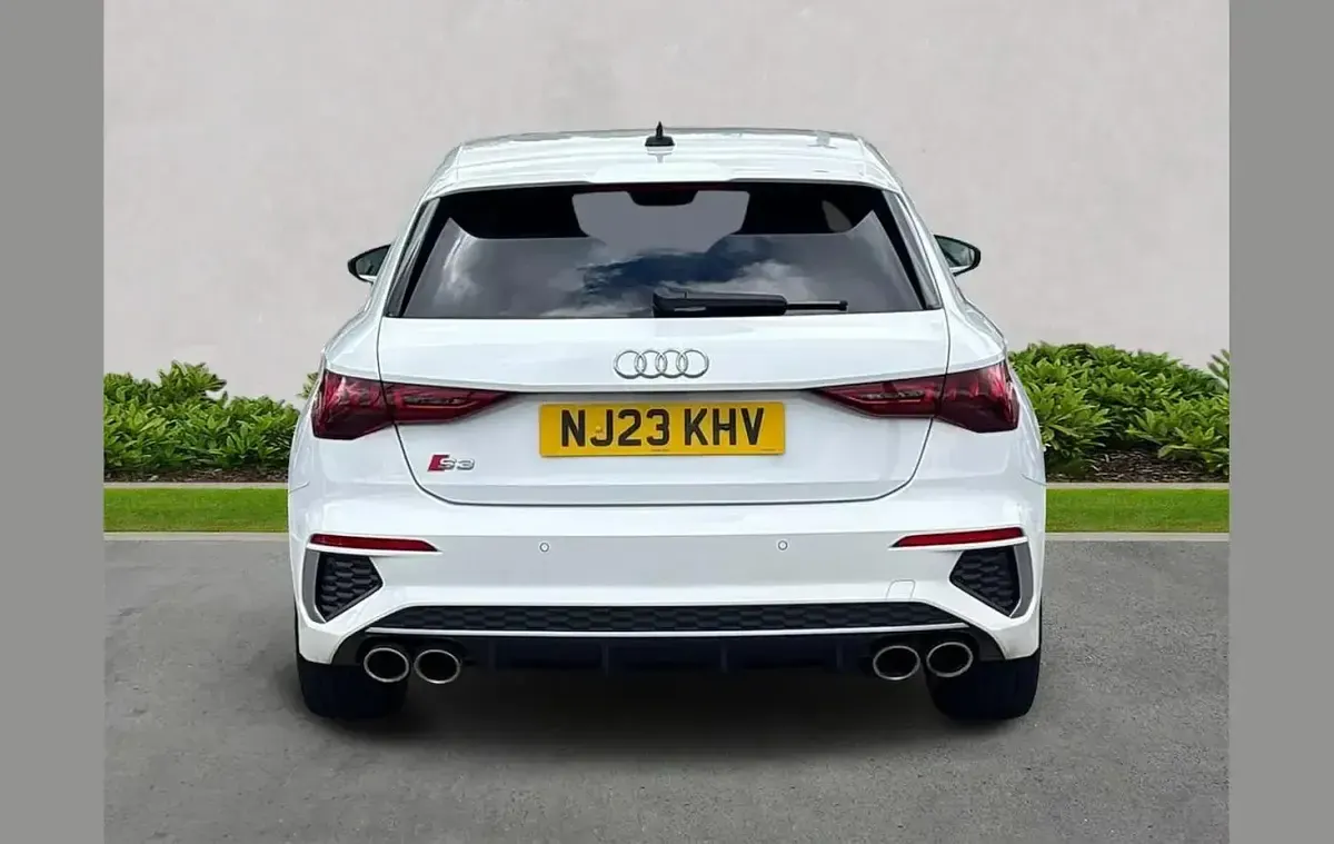 Used Audi S3 Sportback Comfort 310 HP (228 kW) 2023 White Hatchback