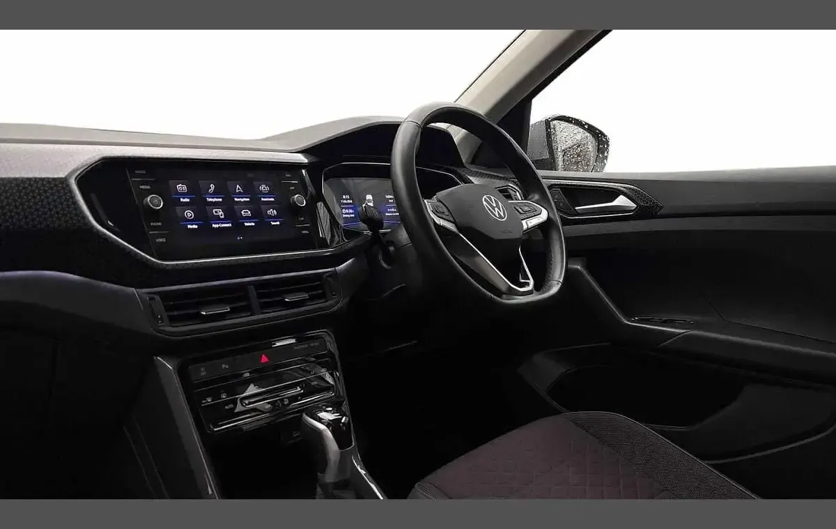 Used VW T-Cross SEL 150 HP (110 kW) 2023 Silver SUV