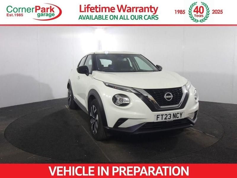 Used Nissan Juke Acenta 114 HP (83 kW) 2023 White SUV