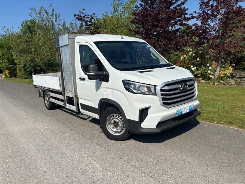 White Used 2021 Maxus V90 Van | £9,990 (Expensive) - Image 1/4