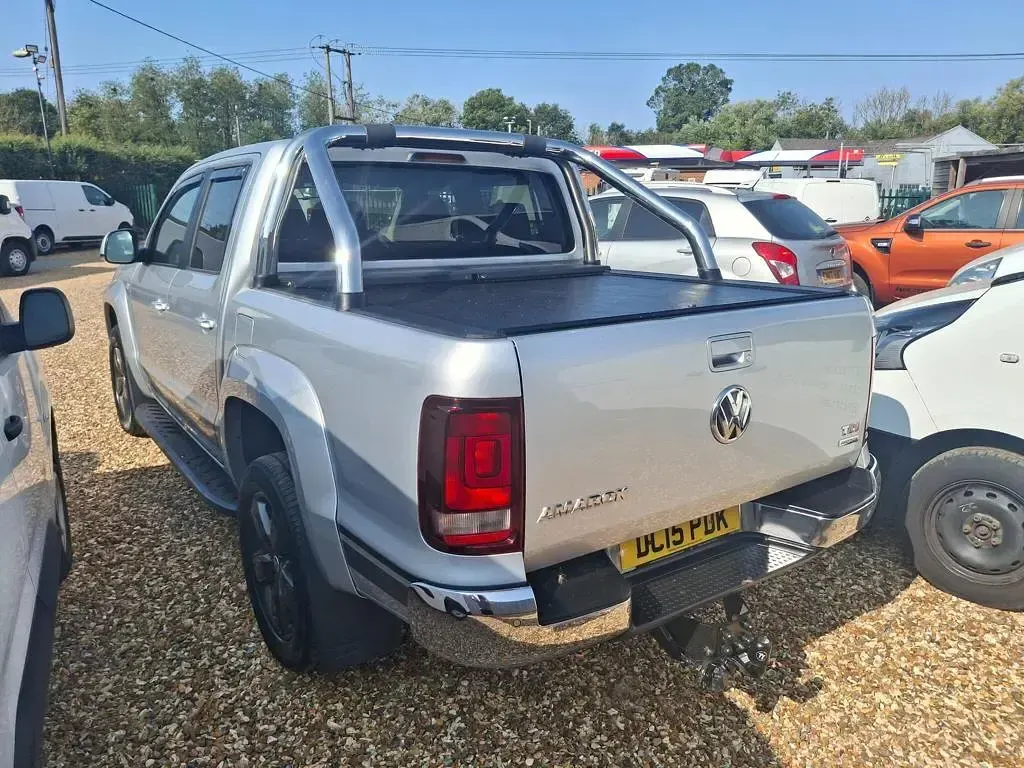 Used VW Amarok Ultimate 180 HP (132 kW) 2015 Silver Pickup