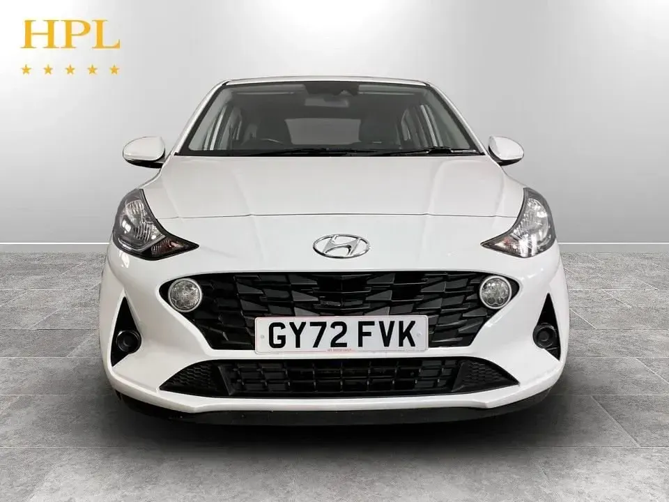 Używany Hyundai i10 SE 67 KM (49 kW) 2022 Biały Hatchback