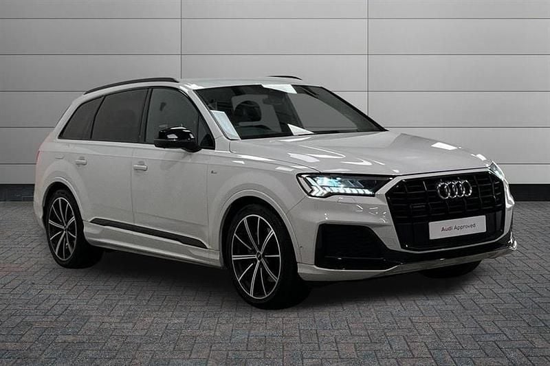 Used Audi Q7 Black Edition 286 HP (210 kW) 2020 Glacier white SUV