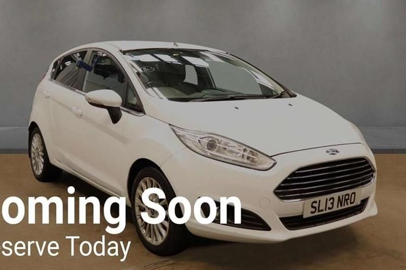White Used 2013 Ford Fiesta Titanium Hatchback | £4,040 (Fair price) - Image 1/1