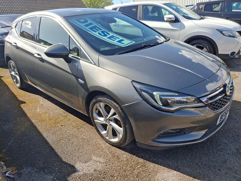 Second-hand Vauxhall Astra SRi 136 CP (100 kW) 2016 Gri Hatchback