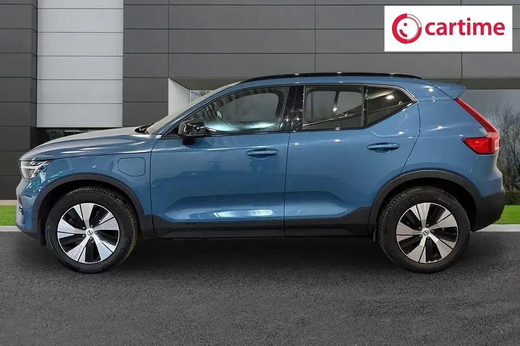 Usado Volvo XC40 Plus 2023 Azul SUV