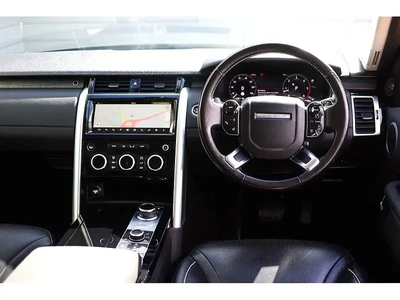 Used Land Rover Discovery 5 HSE 2018 Silver SUV