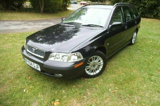 Begagnad Volvo V40 2004 Kombi