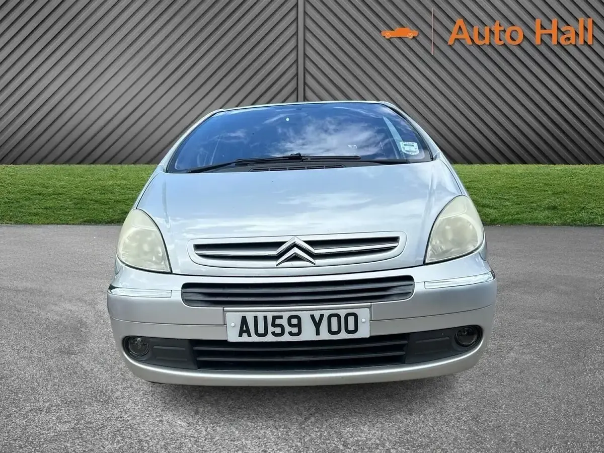 Used Citroën Xsara Picasso 2009 Silver MPV