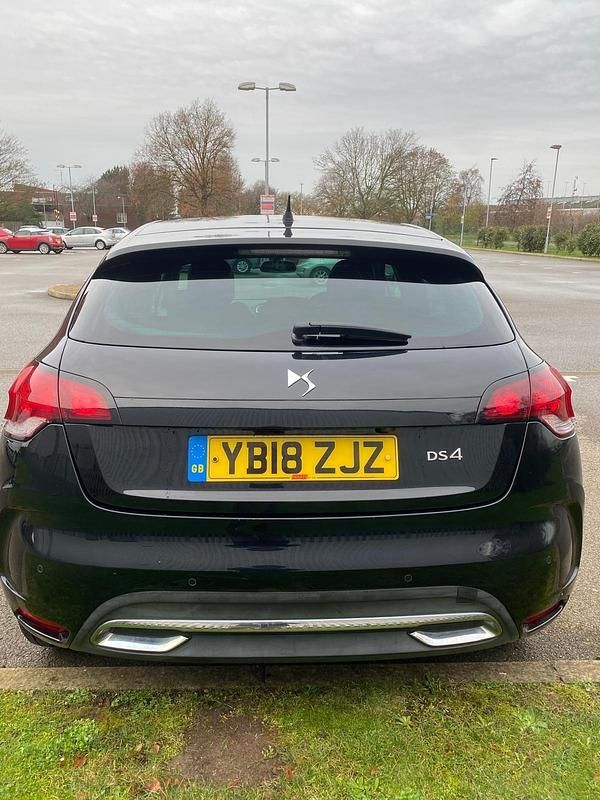 Used DS Automobiles DS4 Prestige 2018 Black Hatchback