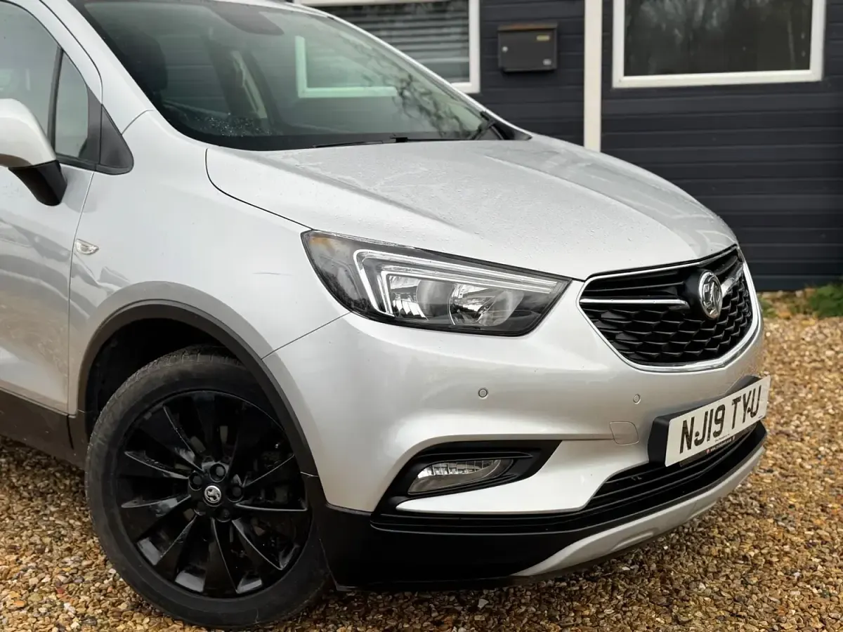 Used Vauxhall Mokka X Active 140 HP (102 kW) 2019 Silver SUV