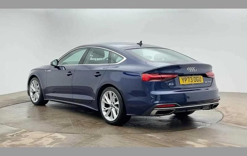 Used Audi A5 Sportback Sport 147 HP (108 kW) 2023 Blue Hatchback