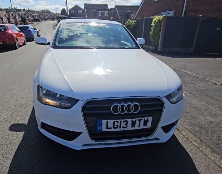 Used Audi A4 2013 White Sedan