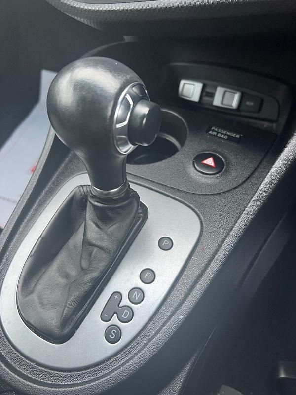 Used Seat Leon SE 2010 Blue Hatchback