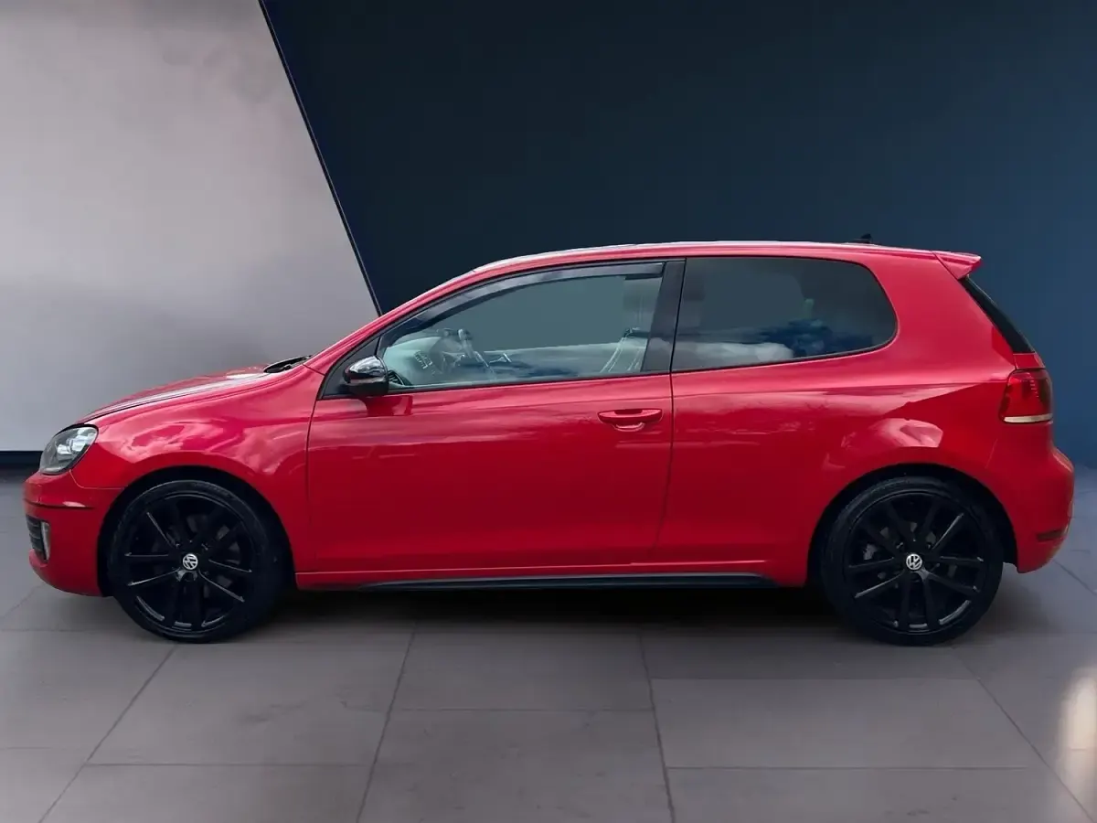 Used VW Golf VII GTD 170 HP (125 kW) 2012 Red Hatchback