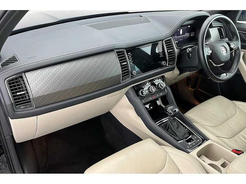 Used Skoda Kodiaq SE L Executive 110 HP (80 kW) 2023 Petrol blue metallic SUV