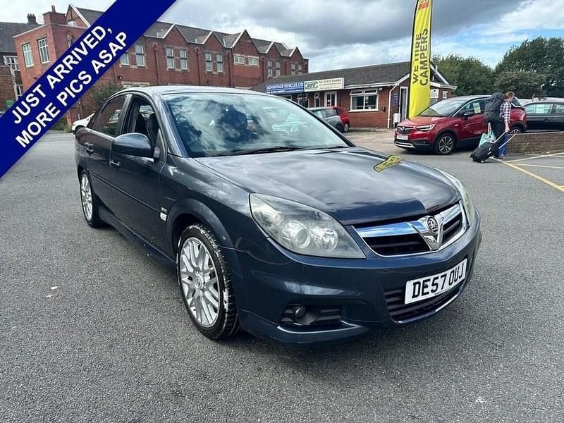 Blue Used 2007 Vauxhall Vectra SRi Hatchback | £1,495 (A bit pricey) - Image 1/4