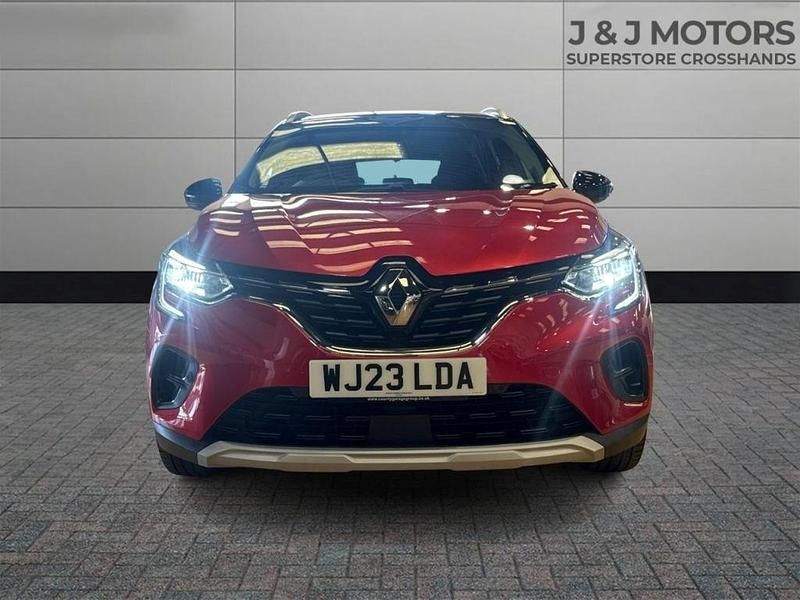 Second-hand Renault Captur Techno 143 CP (105 kW) 2023 Roșu SUV