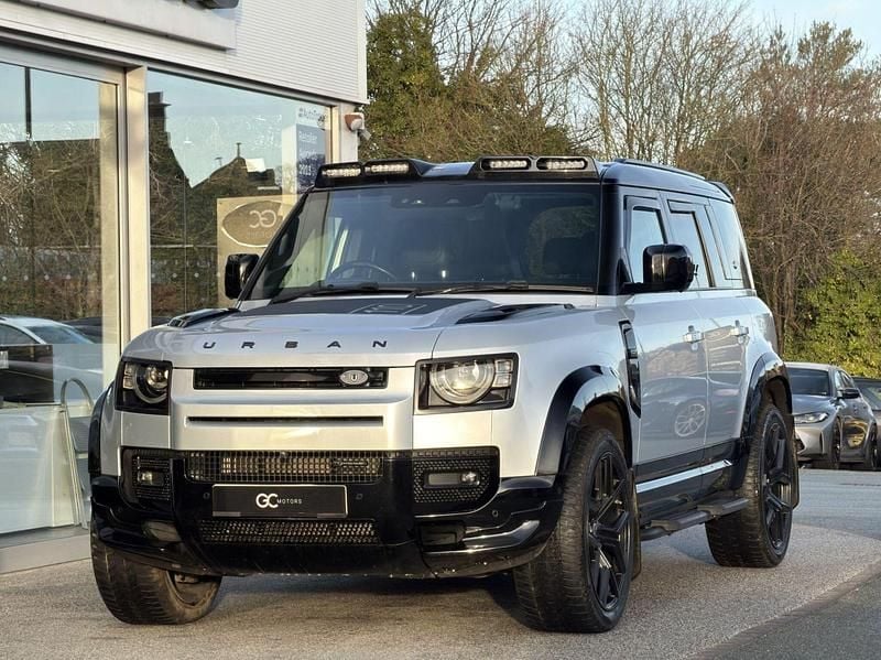 Used Land Rover Defender HSE Dynamic 250 HP (183 kW) 2023 Silver Estate