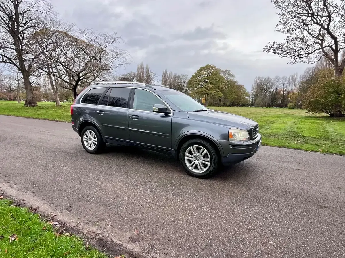 Used Volvo XC90 SE Lux 182 HP (133 kW) 2008 Grey SUV