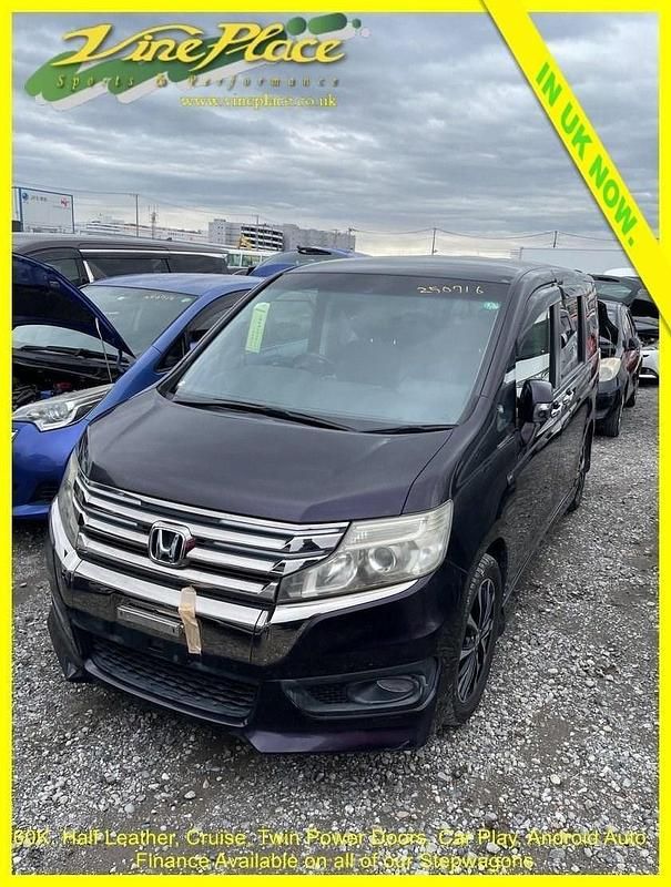 Purple Used 2014 Honda Stepwgn Cool MPV | £12,999 (A bit pricey) - Image 1/3