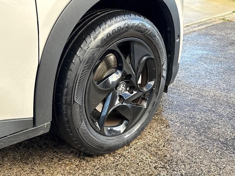 Used Alfa Romeo GT Junior 2025 Beige/black Hatchback