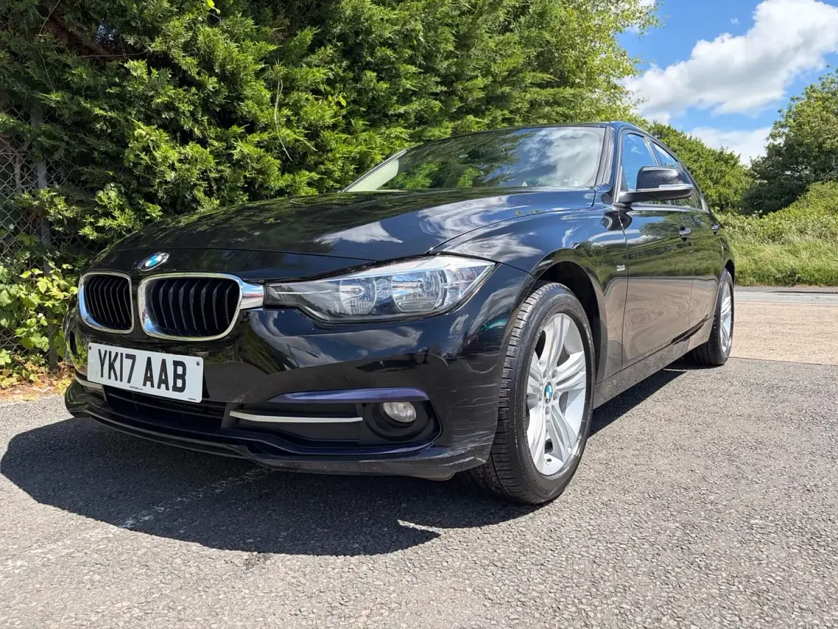 Used BMW 318 Sport Line 2017 Black Sedan