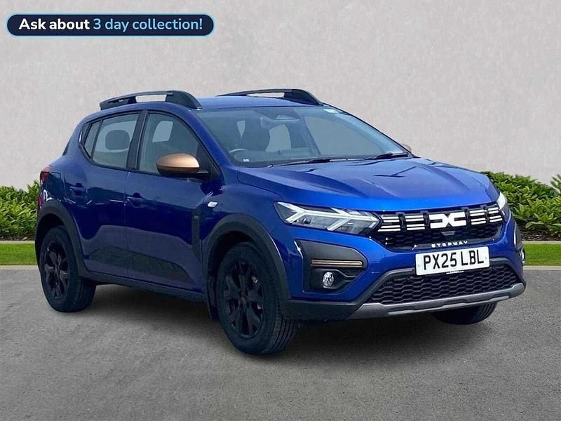 Blue Used 2025 Dacia Sandero Extreme Hatchback | £17,299 (A bit pricey) - Image 1/4