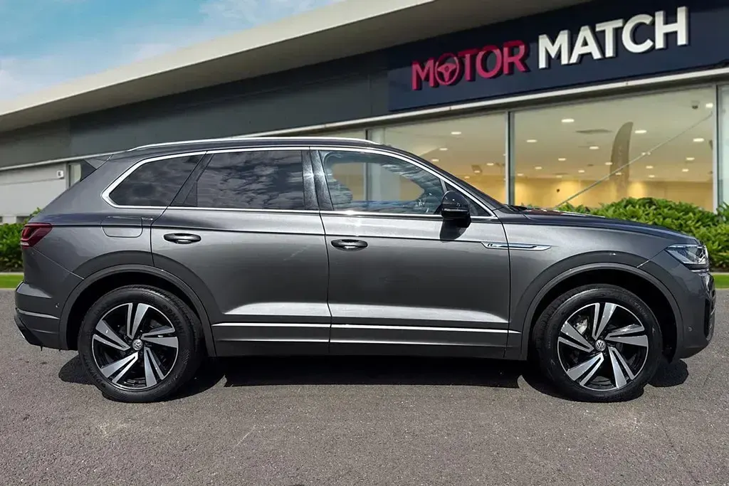 Usado VW Touareg R-line 2019 Gris SUV