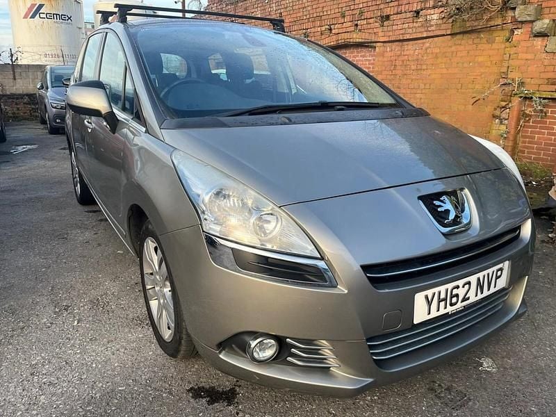 Grey Used 2013 Peugeot 5008 Active MPV | £3,350 (Good price) - Image 1/4