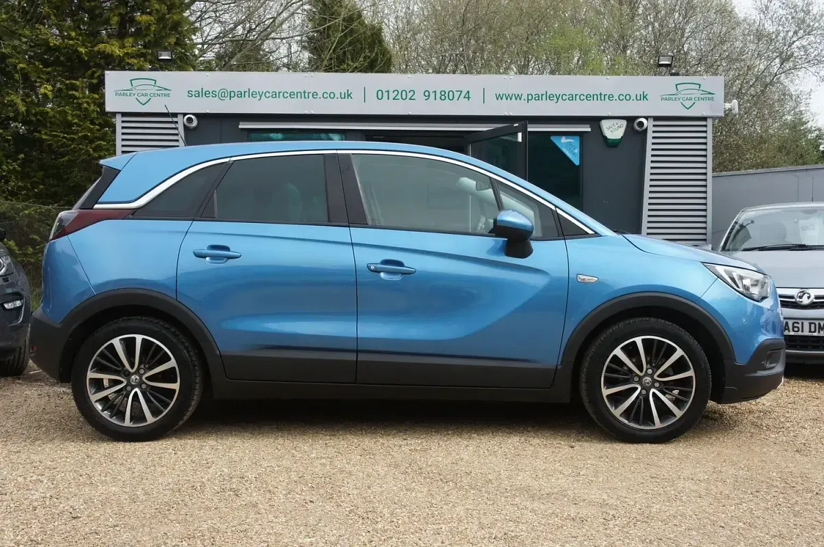 Used Vauxhall Crossland X Elite 81 HP (59 kW) 2019 Blue SUV
