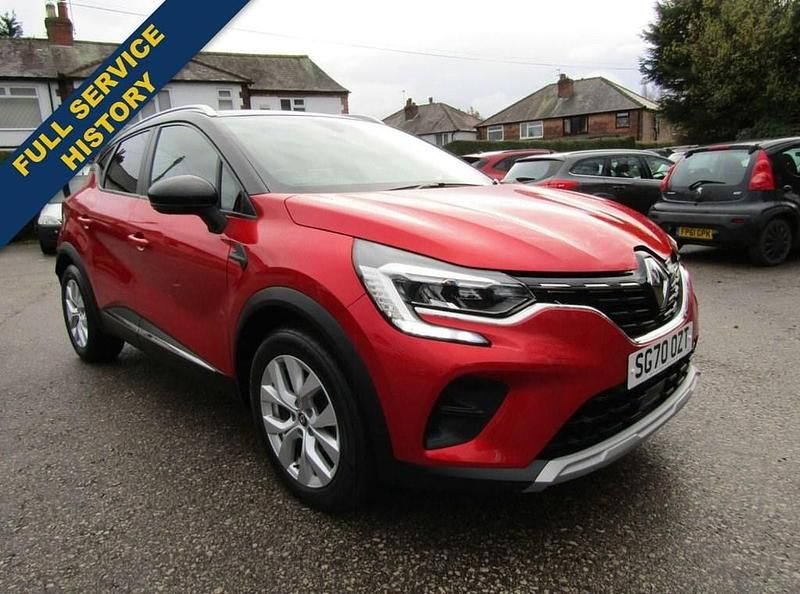 Red Used 2020 Renault Captur Iconic SUV | £12,250 (Fair price) - Image 1/3
