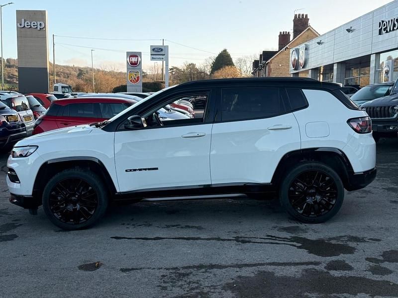 White New 2025 Jeep Compass SUV | £29,995 (Fair price) - Image 1/3
