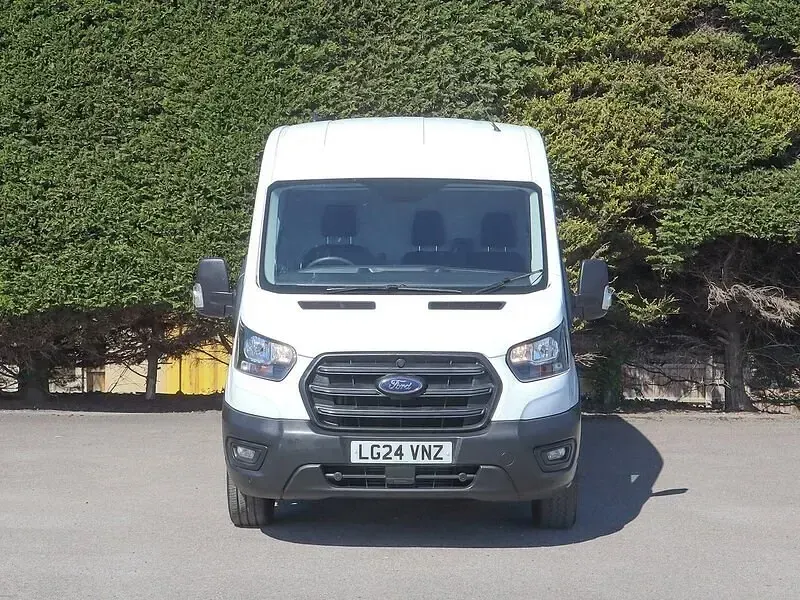 Begagnad Ford Transit 130 HK (95 kW) 2024 Vit Van