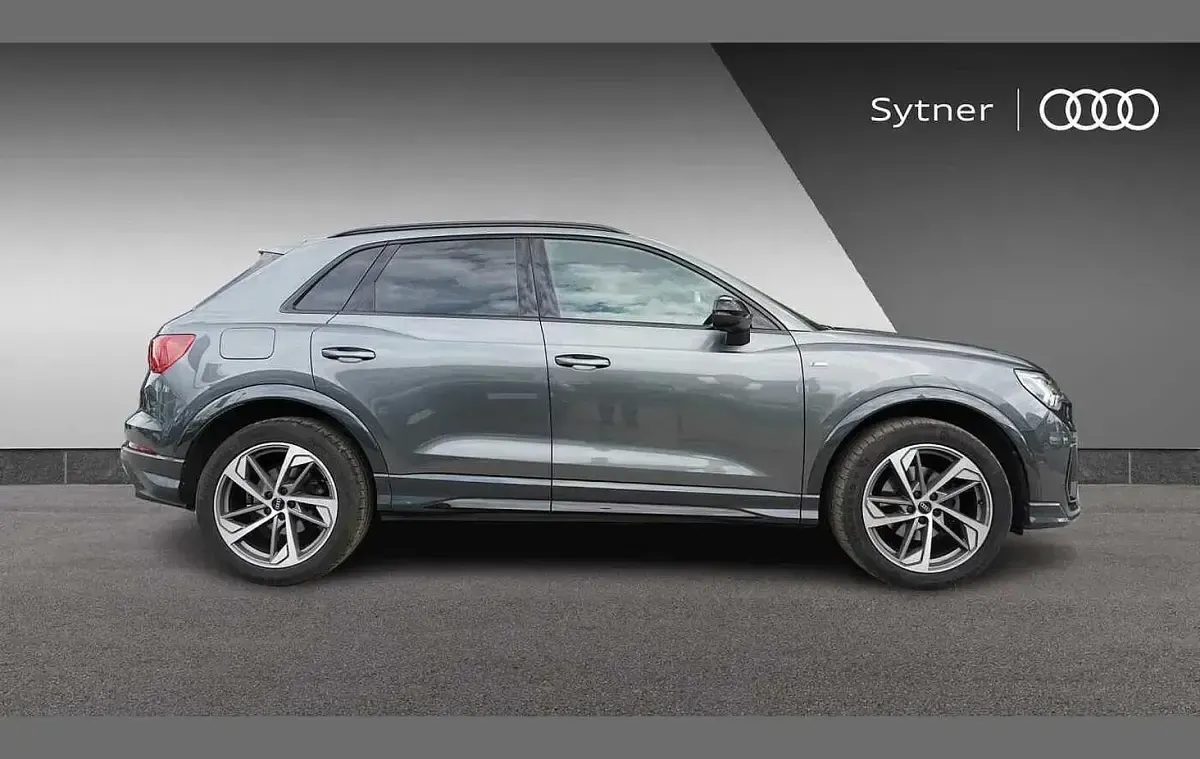 Used Audi Q3 Black Edition 150 HP (110 kW) 2022 Grey SUV