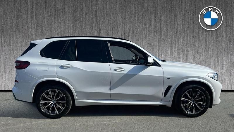 Used BMW X5 M Sport 389 HP (286 kW) 2021 White SUV